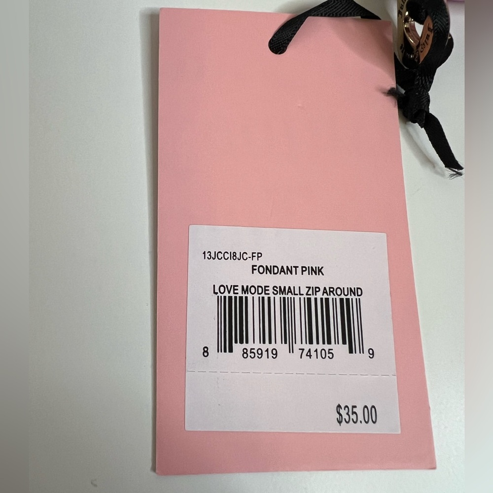 Juicy Couture Love Mode Pink Fondant Zip Around Wallet - Picture 3 of 4